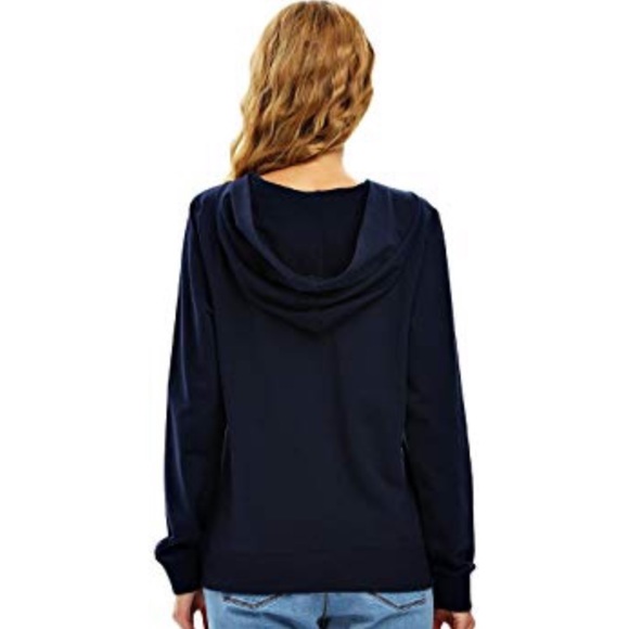 Comfortable Warm Lace Up Hoodie Sweatshirt - Picture 3 of 4